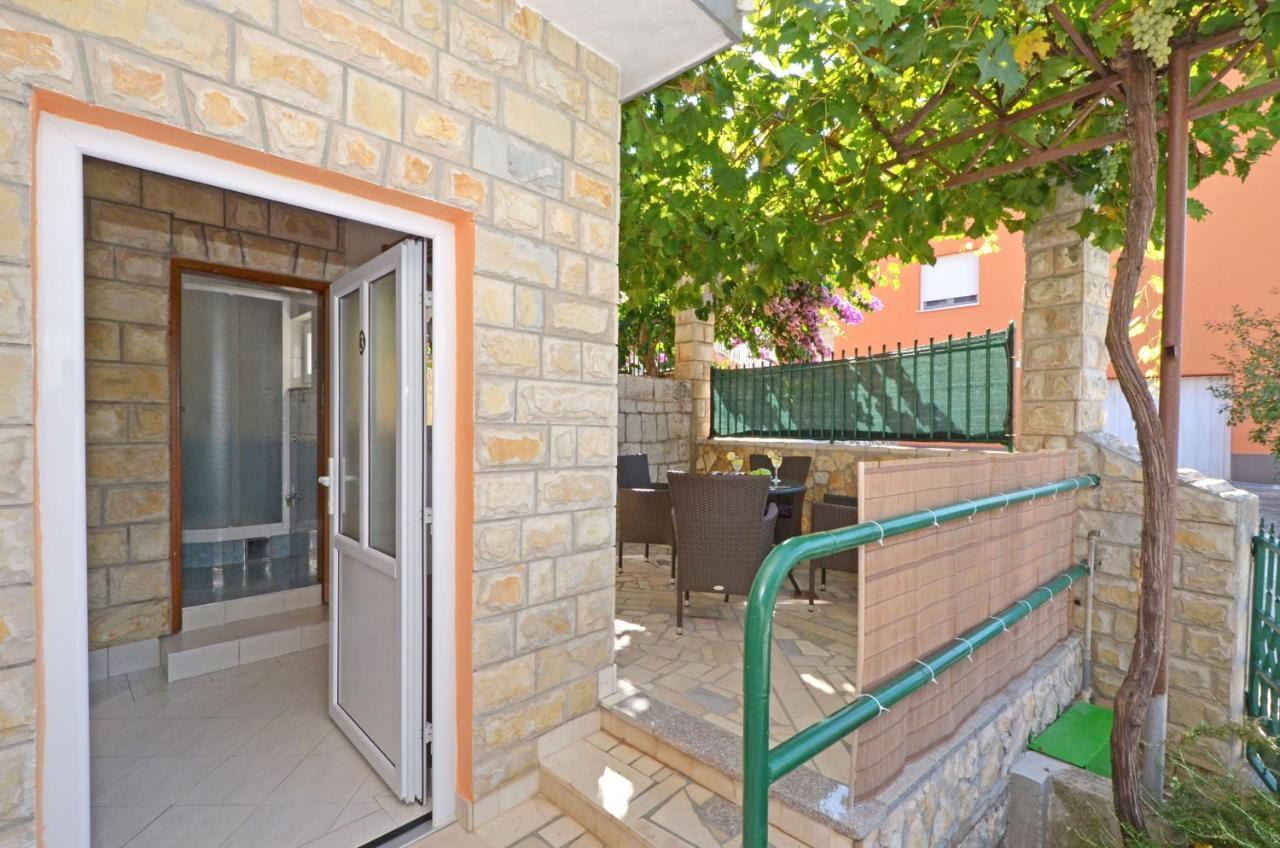 Apartments Pitesa Trogir Exterior photo